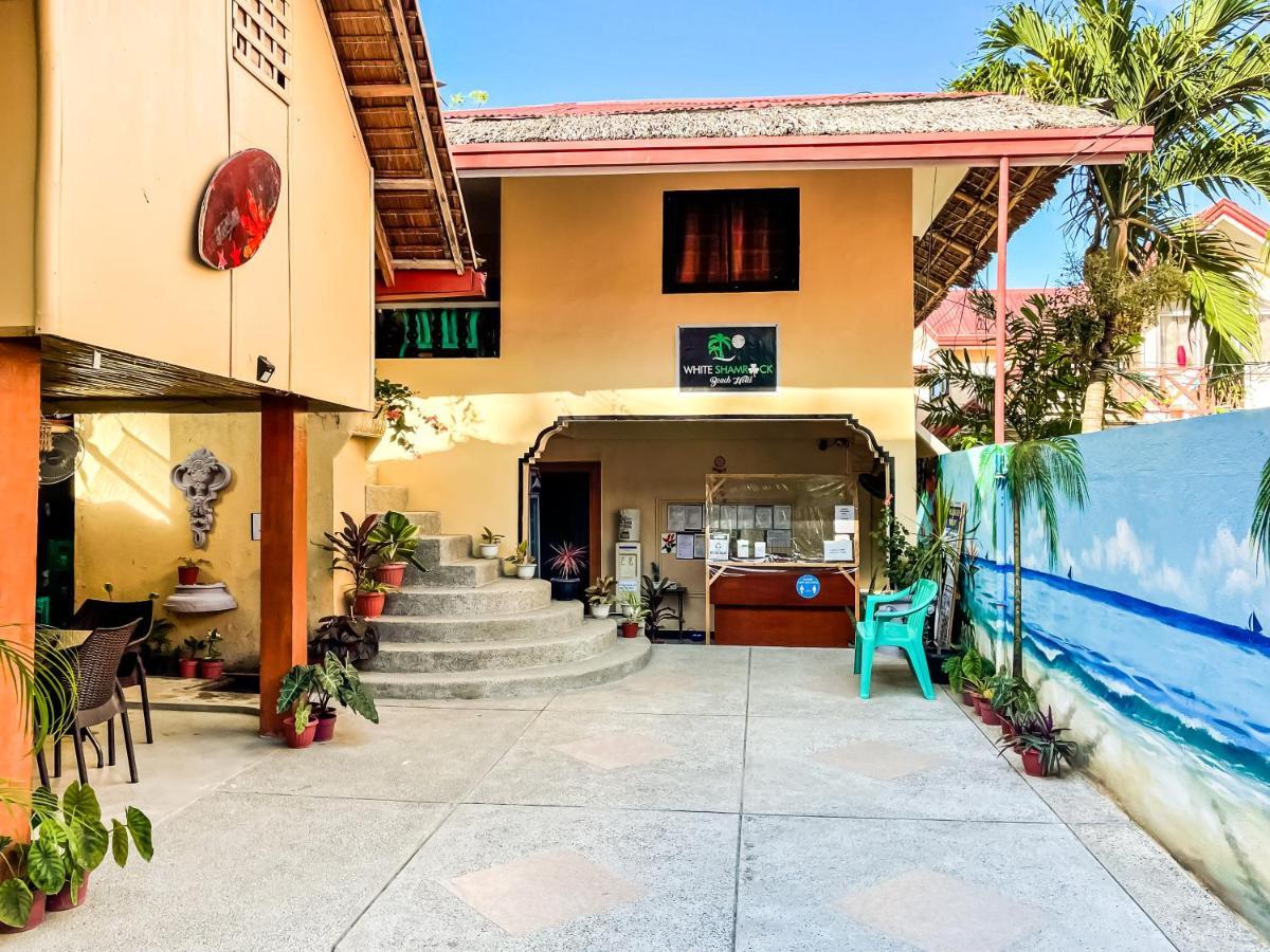 White Shamrock Beach Hotel Balabag  Εξωτερικό φωτογραφία